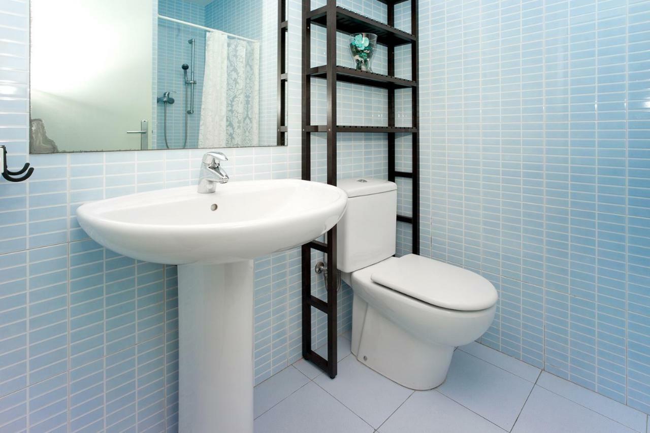 Apartamento Con Terraza, Balcon De Barcelona Esplugues de Llobregat Ngoại thất bức ảnh
