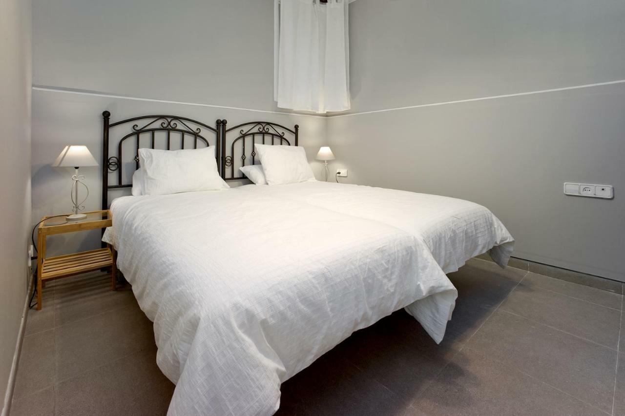 Apartamento Con Terraza, Balcon De Barcelona Esplugues de Llobregat Ngoại thất bức ảnh