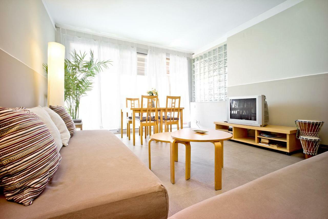 Apartamento Con Terraza, Balcon De Barcelona Esplugues de Llobregat Ngoại thất bức ảnh