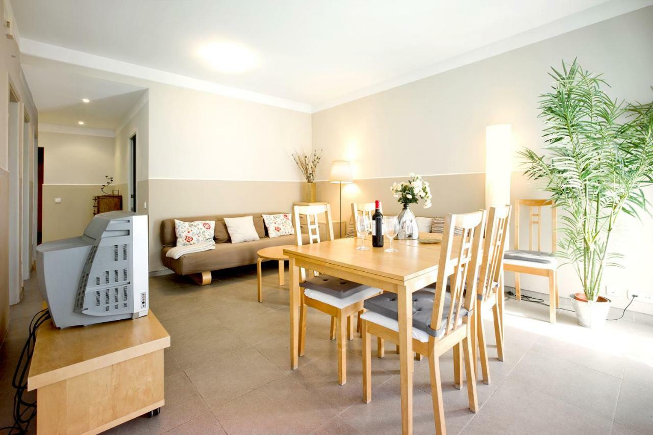 Apartamento Con Terraza, Balcon De Barcelona Esplugues de Llobregat Ngoại thất bức ảnh