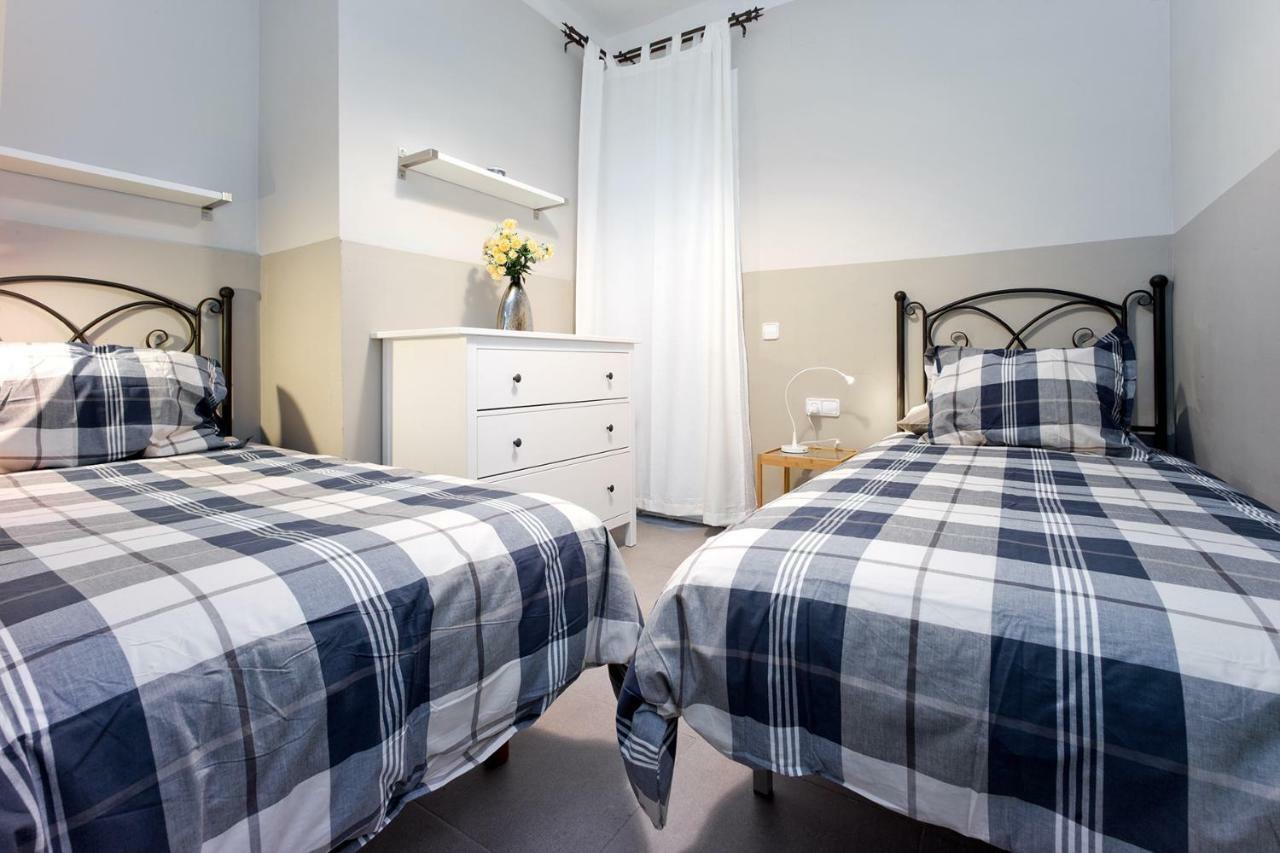 Apartamento Con Terraza, Balcon De Barcelona Esplugues de Llobregat Ngoại thất bức ảnh