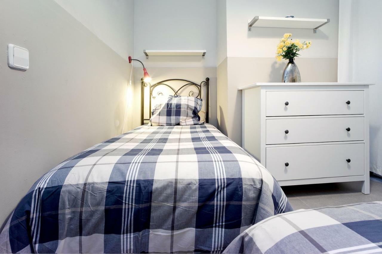 Apartamento Con Terraza, Balcon De Barcelona Esplugues de Llobregat Ngoại thất bức ảnh
